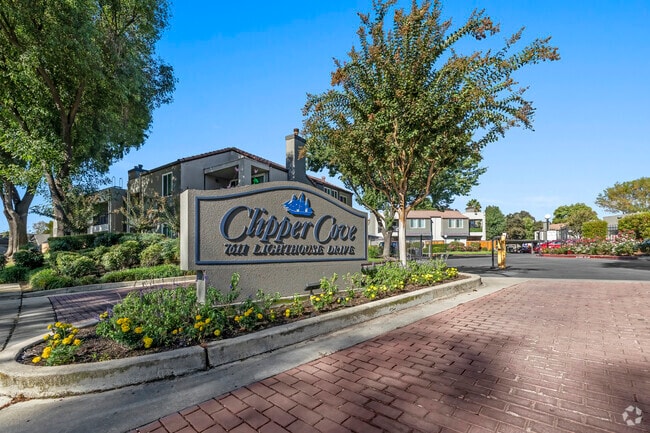 Building Photo - Clipper Cove Apartments