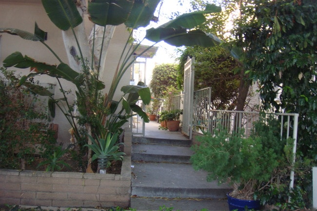 Photo - 1014 14th St Unit 1