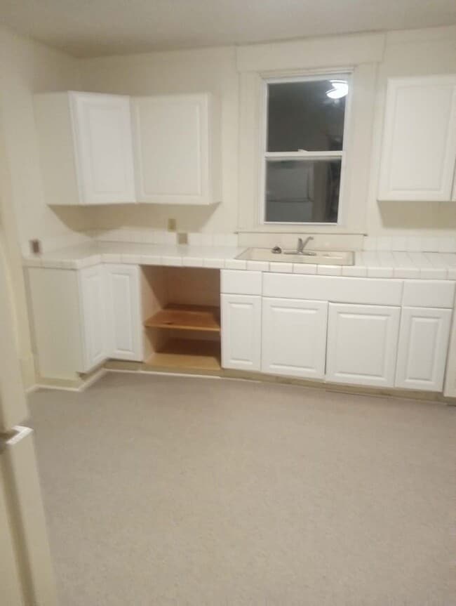 Photo - Act Fast - 2 Bedrooms Don't Last Long - Chanute KS