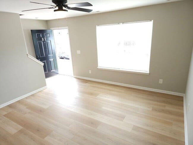 705 Crestland Ave Unit A3