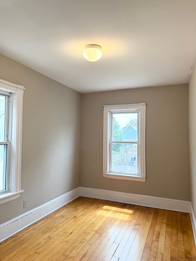Photo - 12 Fairmont Pl