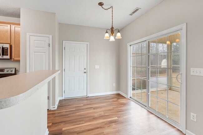 Photo - 3212 Sawyers Mill Dr