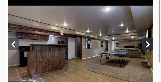 Building Photo - 6254 Dellron Dr