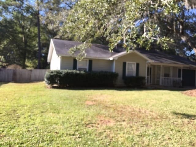 Building Photo - 3/2 in Settlers Springs