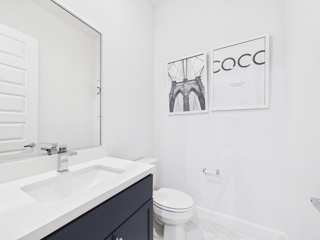 Photo - 2711 Clinton Dr