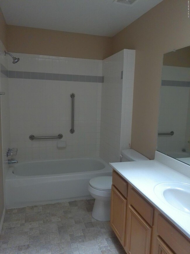 Photo - 7222 Whippoorwill Ln NE Apartment