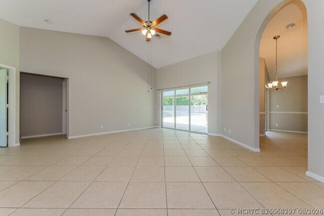 Photo - 13789 Geranium Pl