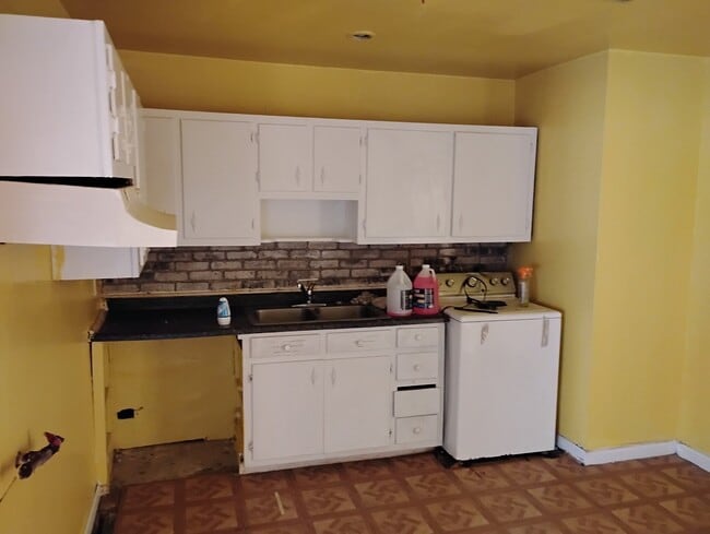 Photo - 8310 E 111 Terrace
