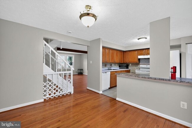 Photo - 3602 Castle Terrace