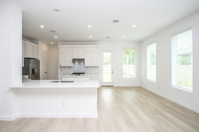 Photo - 4227 Eagle Pass Dr