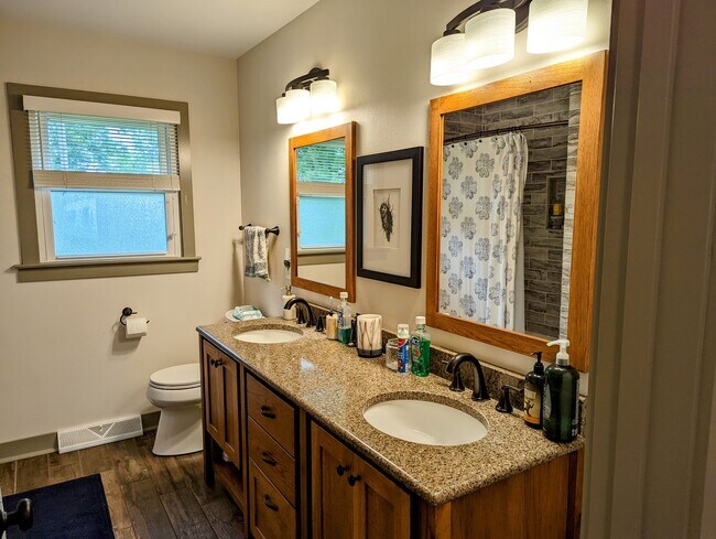 Photo - 21500 Lees Ct