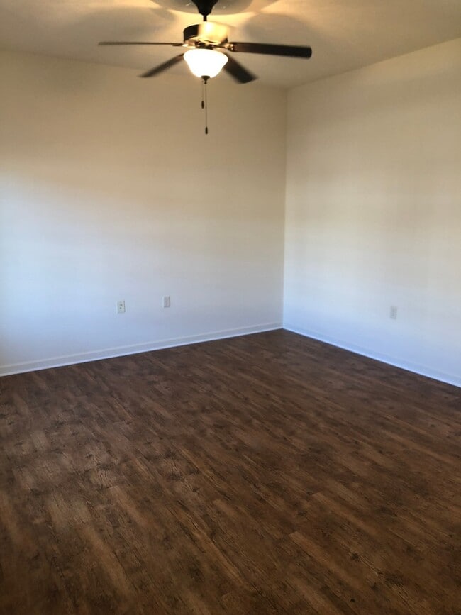 Photo - 3 Bedroom, 2.5 Bath Two Level Townhouse