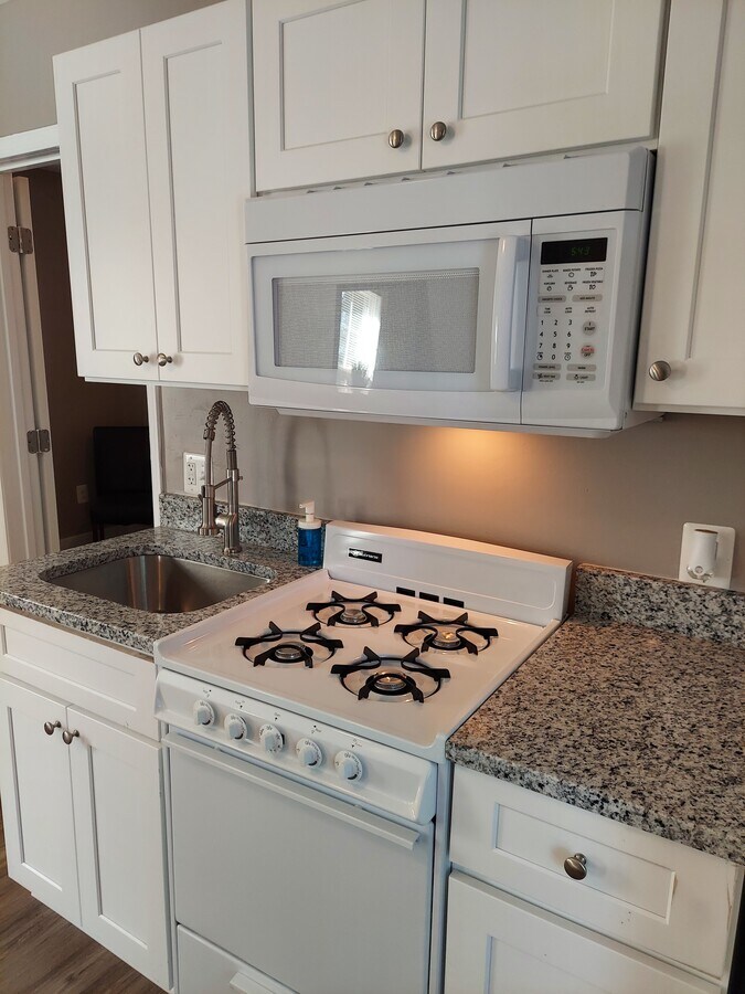 Photo - 3310 Dubois Place, SE