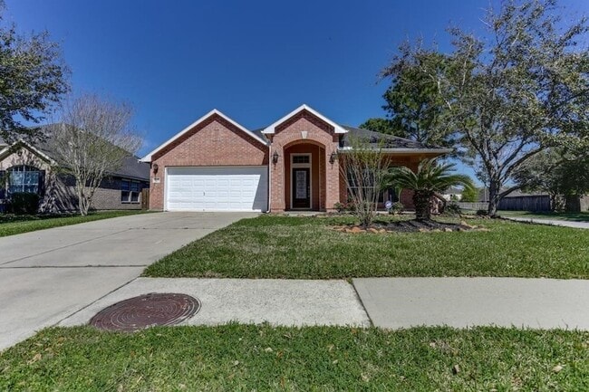 Building Photo - 18455 Yellowstone Trail Rental