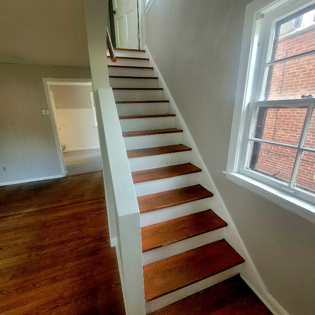 Photo - 5713 South Blvd