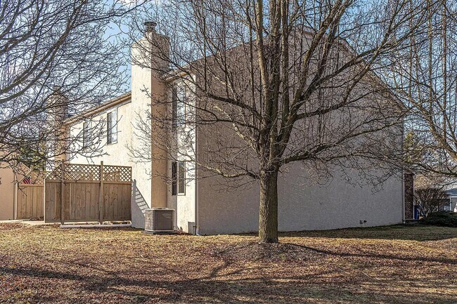 Photo - 6388 Dummerston Ct