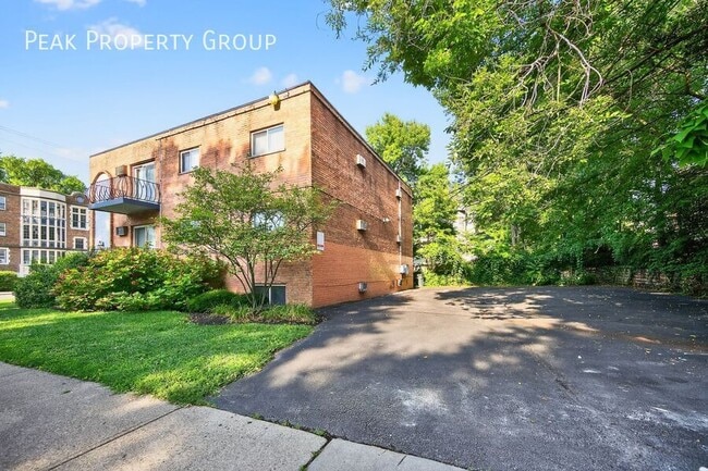 Building Photo - 3505 Telford St Unit 3505 Telford 1Bd