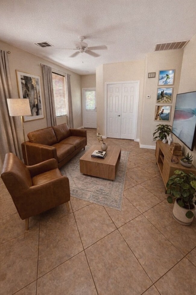 Photo - 10940 Calistoga Springs Ct