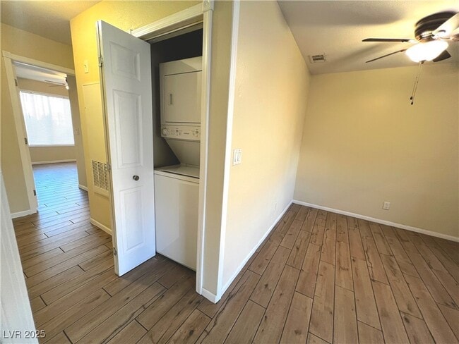 Photo - 7300 W Pirates Cove Rd Unidad 1038