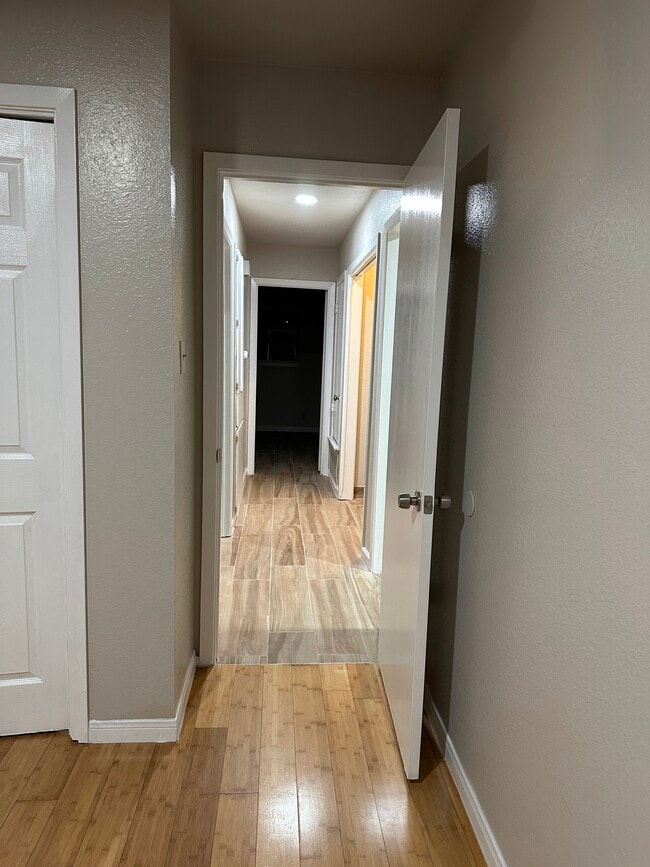 Photo - 11430 Ptarmigan Dr Unit B