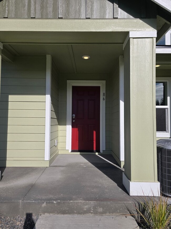 Photo - New 3 Bedroom, 2.5 Bath Townhome for Rent ...