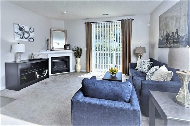 Building Photo - Berkley Manor Rental