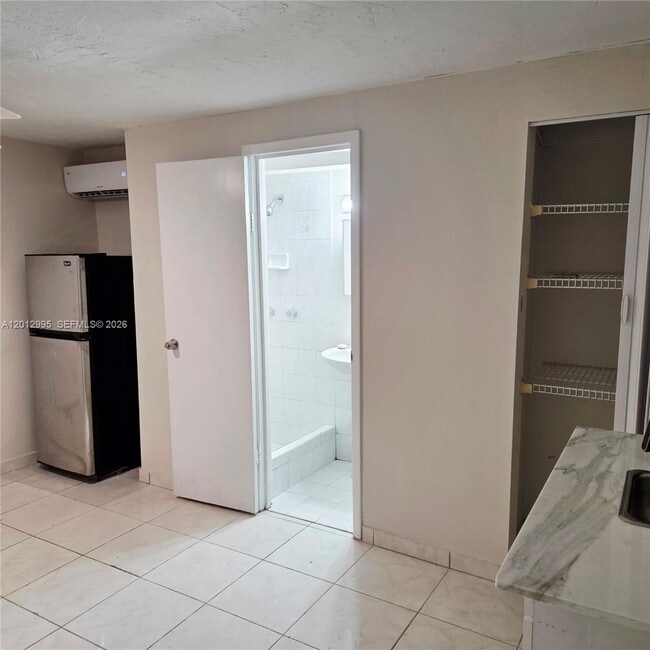 Photo - 5871 NW 199th St Unidad 5871R