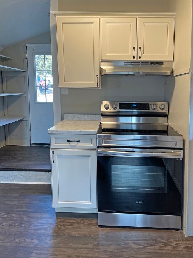 Photo - AVAILABLE JAN 2024! Cozy Little House in P...