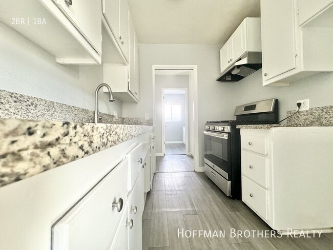 Photo - 1431 Elm Ave Unit 1