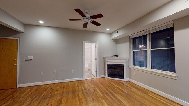 Photo - 1417 Chapin St NW