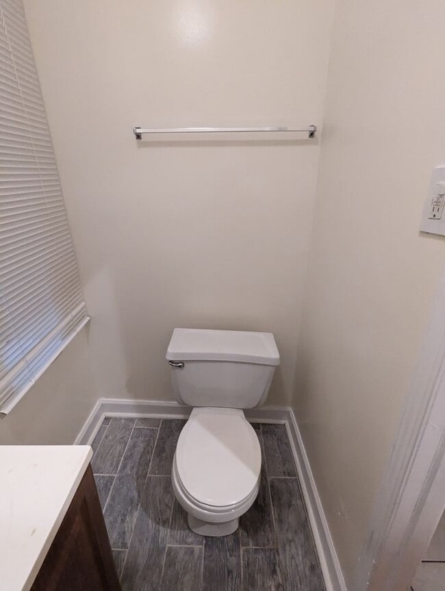 Photo - 6620 S Ingleside Ave Unit 1