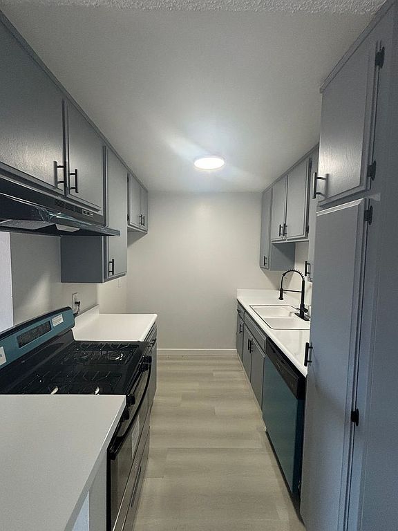 WOODCREST APARTMENTS