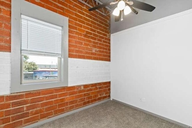 Photo - 612 W Texas Ave Unit 204