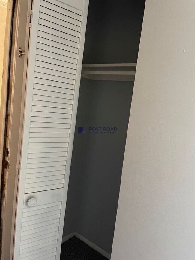 Photo - 2902 S Osage Ave Unit 102