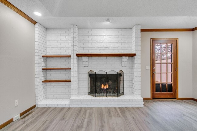 Photo - PRE-LEASING! 3 Bed / 2 Bath in south central Springfield
