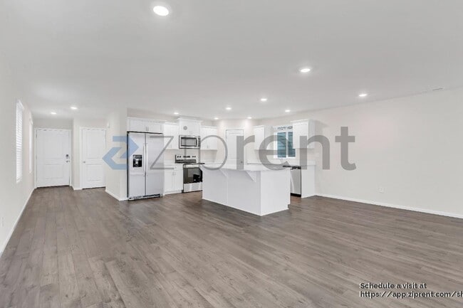 Photo - 1509 NE 121st Ave