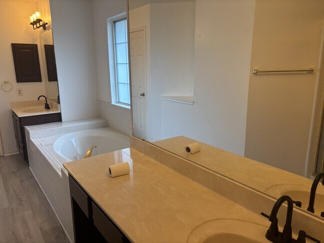 Photo - 2719 Sierra Salinas