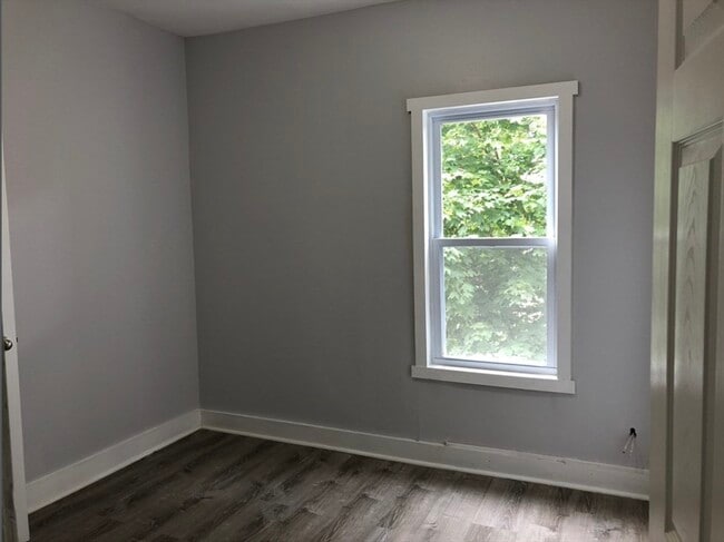 Photo - 8 Langdon St Unit 2