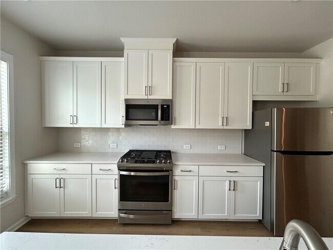 Photo - 3715 Davis Cir