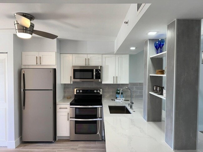 Photo - 14527 Bonaire Blvd Condo Unit 306