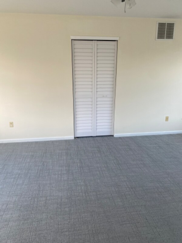 Photo - 9309 James St Unit 1