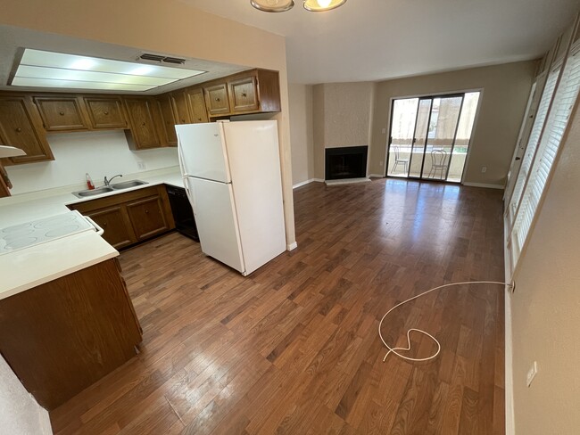 Photo - 3002 N 70th St Unidad 240