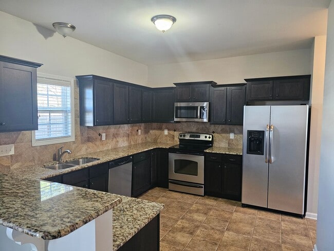 Photo - Marvelous 3 Bedroom Home in Lexington Plantation!