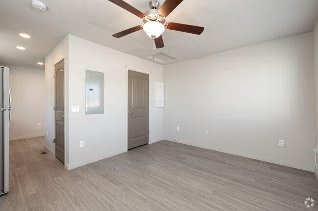 1 habitación, 1 baño, estudio, 360 pies cuadrados, sala de estar
