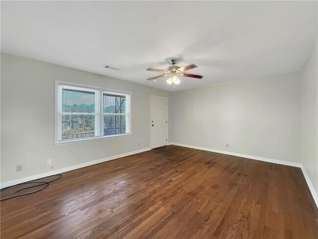 Photo - 514 Clover Dr Unidad 5