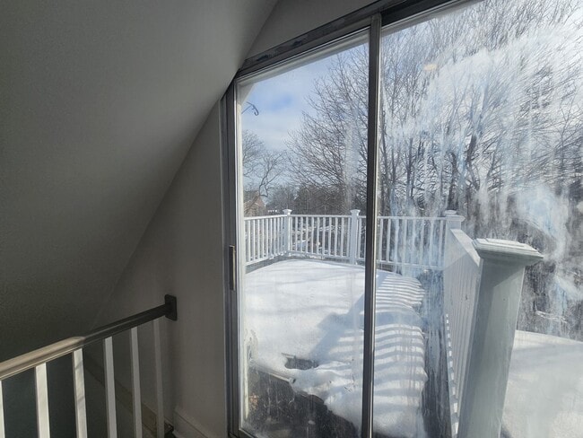 Photo - Fairfield Ave Unit 2nd Left