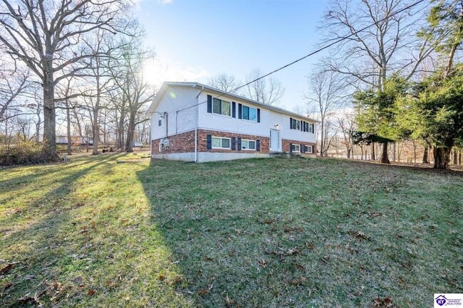 Photo - 244 Pinewood Dr Unit Apt 4