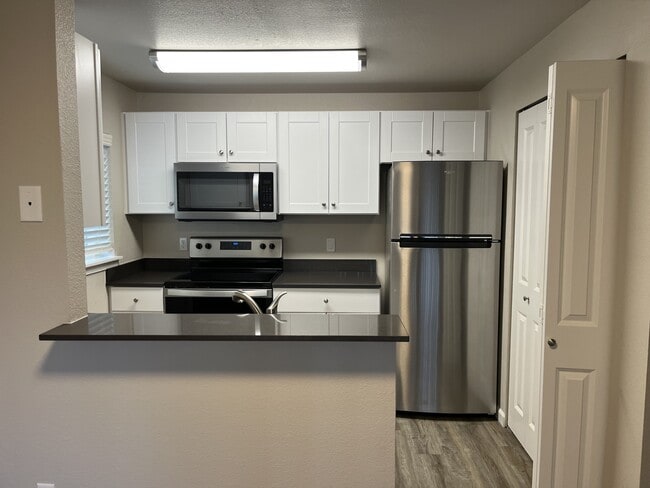 Harbor Village Apartments
