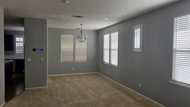 Photo - 8184 Carlisle Way