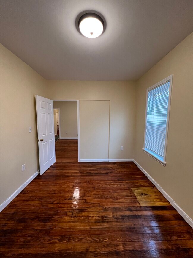Photo - 227 Holland St Unit 2